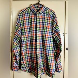 Vineyard Vines Button Down long Sleeve Shirt